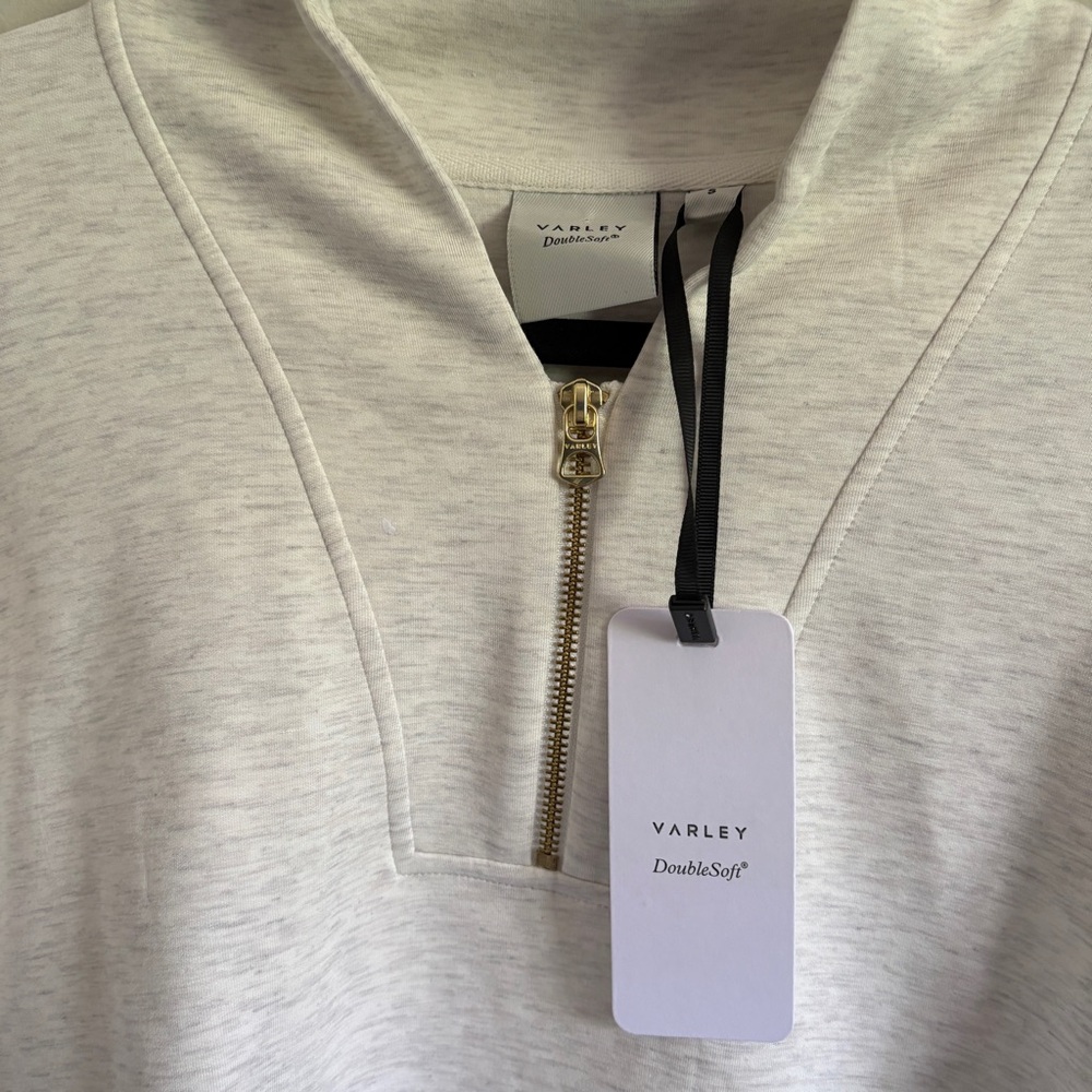 NWT Varley Doublesoft Davidson 1/2 Zip V Neck Supersoft Sweatshirt Sz S Ivory - Picture 4 of 9